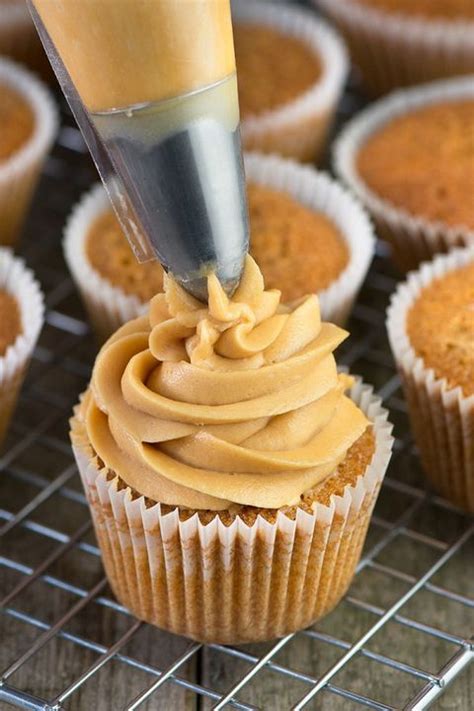 10 Easy Buttercream Frosting Recipes How To Make The Best Buttercream