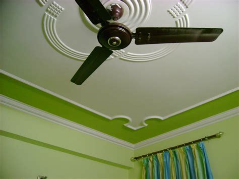 This has aesthetic design and is finished in perfect manner. Pop Ceiling Designs , Pop Ceiling Designs Latest Living ...