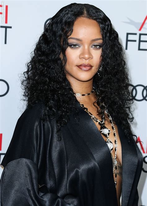 Rihanna Rihanna Nude OnlyFans Leaks The Fappening Photo 1051673