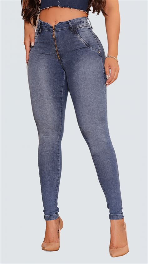 Calça Feminina Jeans com elastano efeito lipo detalhe de zip frente