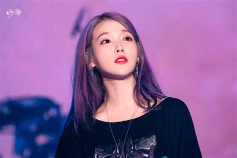 Iu Kicks Off “love Poem” Concert In Gwangju With Freshly Dyed Purple