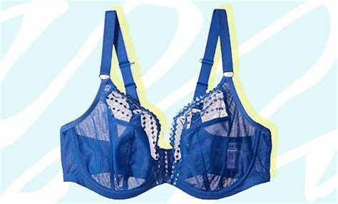 The 9 Best Plunge Bras For Large Breasts
