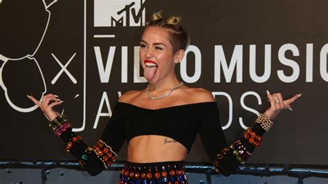 Will Mtv Repeat Last Years Sexually Charged Vmas Sheknows