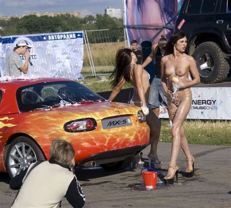 Topless Car Show