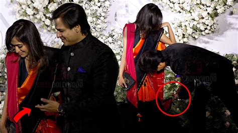 Vivek Oberoi Cute Moment With Wife Priyanka Alva At Sid Kiara Wedding