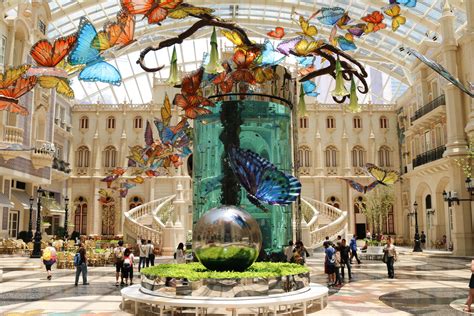 Mgm has been developing web applications for commerce, insurance and the public sector for over 25 years: MGM Macau - Hotel Review - Chew Your Chow