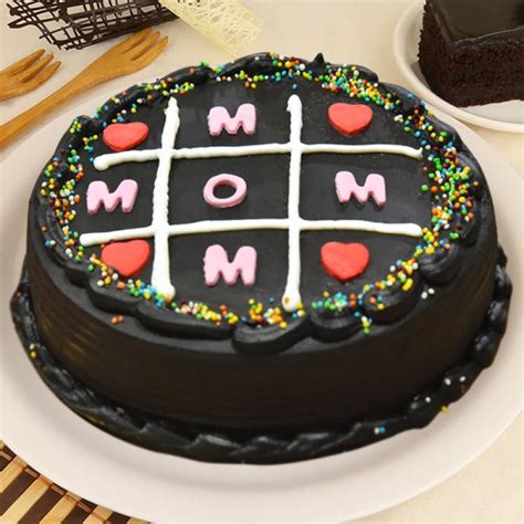 Despite the distance, please know that you are in my heart. Inspirational Birthday Cakes for Mom - Happy Birthday Wishes