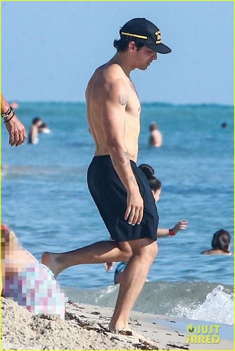 Joe Jonas Spotted Going Shirtless During Beach Day In Miami Photo
