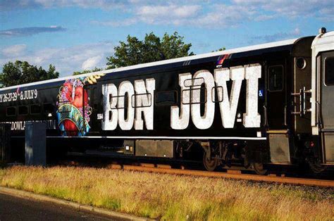 chorus she's a ride on a mystery train to a place you've never been before better hold on tight to that mystery train you're not in kansas anymore she's a ride. Mystery Train Bon Jovi - Testo con accordi e traduzione in ...