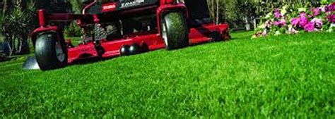 Making detroit area lawns look beautiful everyday! | Lawn Service with a Great Business Model