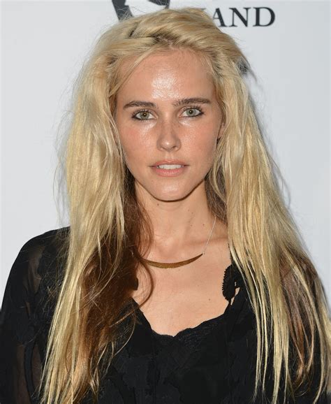 Isabel Lucas Style Clothes Outfits And Fashion • Celebmafia