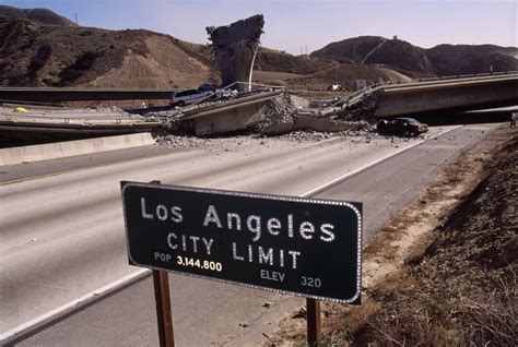 Los angeles, california was hit with a 4.0 magnitude earthquake on monday as californians slept. Photos: 1994 Northridge earthquake in Los Angeles ...