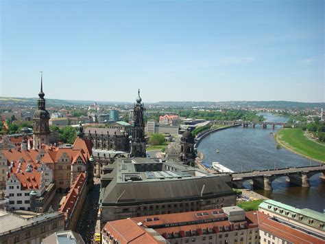 Dresden ist die landeshauptstadt von sachsen, deutschland. Dresden in Duitsland - reistips en bezienswaardigheden