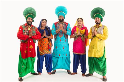 Traditional Dress Of Punjab Traditional Dresses Traditional Indian Dress Punjabi Dress Art