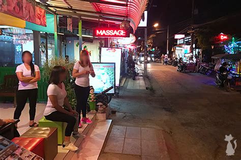 Nightlife And Thai Girls In Chiang Mai Thailand Redcat