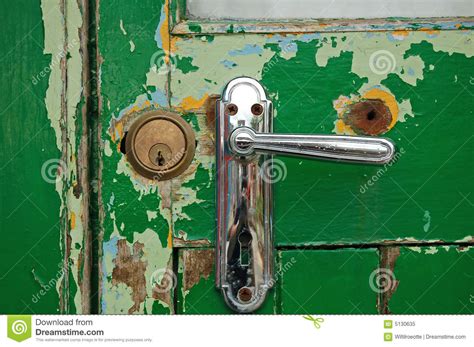 Contrast Old Door New Lock Stock Image Image Of Knob 5130635