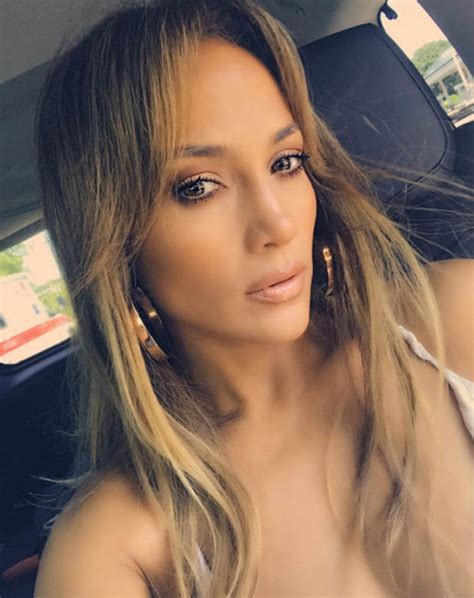Jennifer Lopez 2017 Instagram Ni Tu Ni Yo Singer Causes