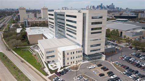 Unitedhealthcare is an operating division of unitedhealth group, the largest single health carrier in. New University Of Houston Medical School Looks To Tackle ...