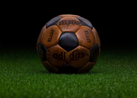 ◘ from the telstar used in 1970 to telstar 18 i have described every world cup match ball in this video. Made in France match ball FIFA World Cup 1970 Mexico ...