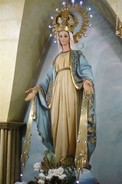 Virgendelamedallamilagrosa 680×1024 Blessed Mother Statue