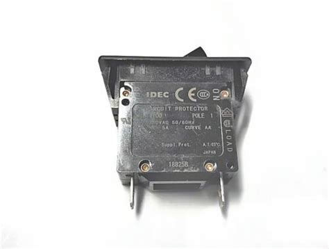Idec Nrly1100 Switch Circuit Protector 100 250vac 5060hz 5a Free