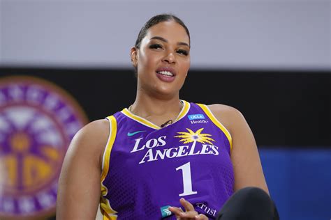 Liz Cambage Blames The Wnba For Not Creating A Safe Work Environment For Her Leaving The Sparks