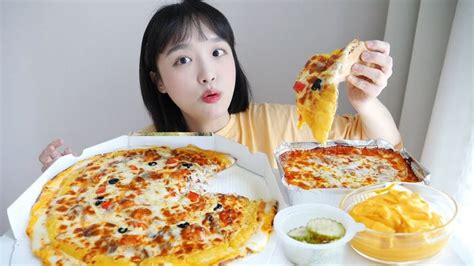 쉬림프 골드 치즈 피자 먹방 내사랑 피자와 치즈소스🧀🍕계단 200층 바로 그때 그 피자 D Youtube 요리