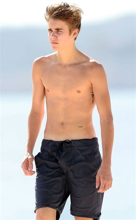 Shirtless And Sexy In Cabo From Justin Biebers Shirtless Pics E News