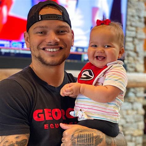 Kane Brown Parents 6 Parenthood Pics From Kane Brown Iheartradio