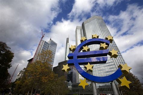 Eurozone Plunged Into Recession While Britain Set To Avoid Downturn