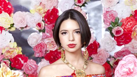 Ángela aguilar's net worth and earnings in 2021. Ángela Aguilar brilló en 2020