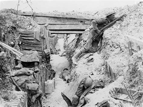 10 Photos Of Life In The Trenches During Ww1 Imperial War Museums