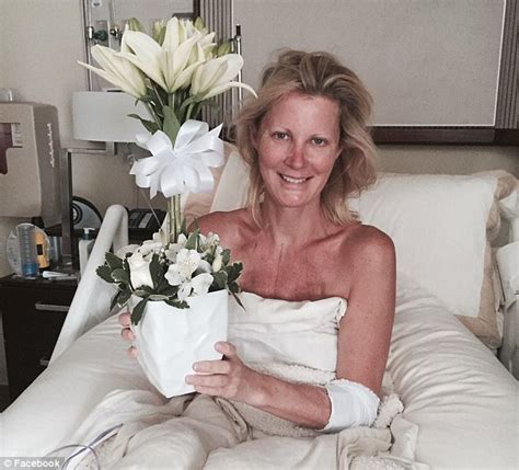 Sandra Lee Shares Photos Of Andrew Cuomo After Her Double Mastectomy Daily Mail Online