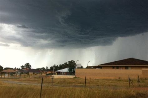 Pictures Sudden Storm Hits Perth Suburbs Perthnow