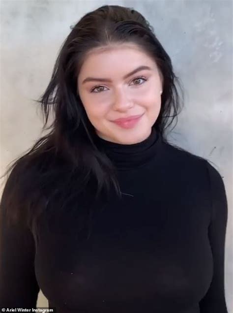 Ariel Winter Flaunts Her Freckles In Makeup Free Selfie As She Promotes