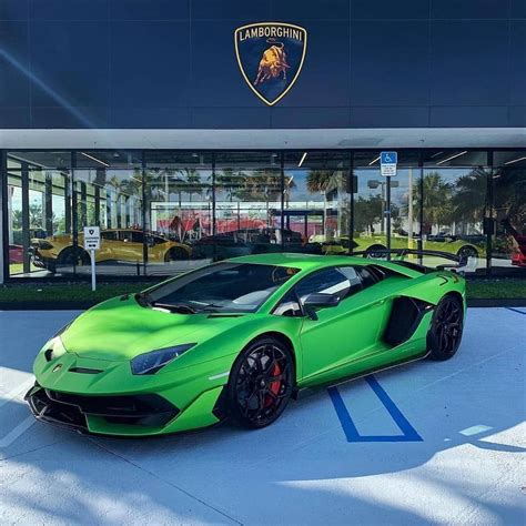 Insane Shot Of This Green Lamborghini Aventador What Is Your