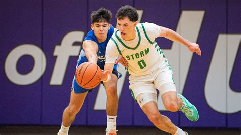 Woodburn boys basketball falls to Summit in OSAA 5A semifinals