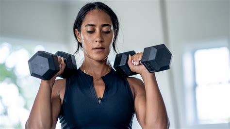 You Only Need These Four Moves To Build Upper Body Strength And Work