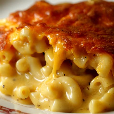The spanish twist will leave your mac and cheese slightly spicy, but the cheese mixed with the meat will combine to make a flavorful meal. Five-cheese Mac and Cheese Recipe by Tasty