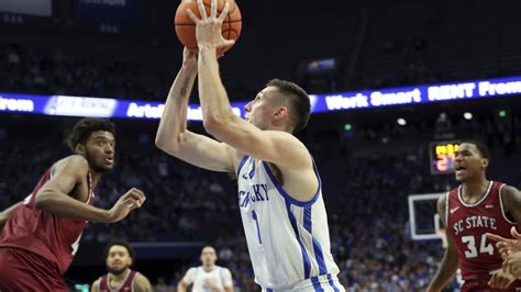 Kentucky Handles South Carolina State 106 63