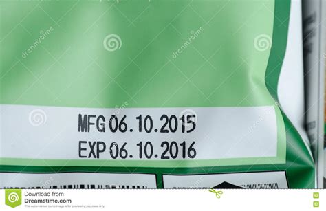 As is expired date in malay? Vervaldatum Op Productpak Dat Wordt Gedrukt Stock Foto ...