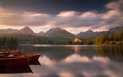 Landscape Photography Of Lake With Boats And Mountains Hd Wallpaper
