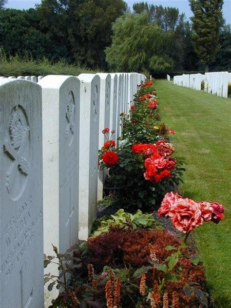 First World The Western Front Today Wytschaete Cemetery