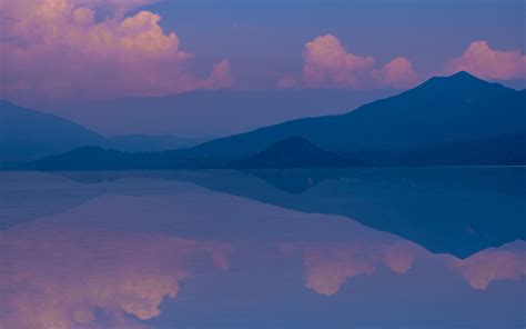 Download Wallpaper 3840x2400 Mountains Lake Clouds Reflection