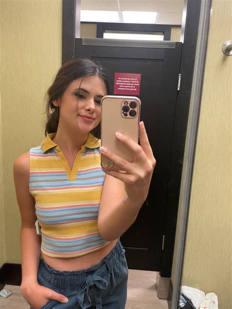 Best Dressing Room Selfie Images On Pholder Selfie Real Girls
