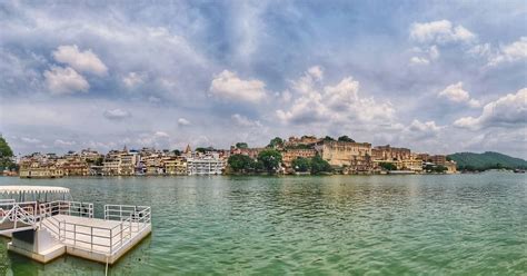 Distorted Reality The City Of Lakes Udaipur Offers Any Locales To