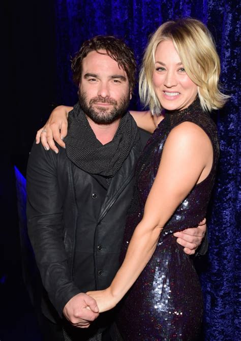 Kaley Cuoco Johnny Galecki Recall Falling In Love On Big Bang Theory