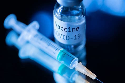 Penanganan kesehatan (3m dan 3t). Laporan pertama vaksin Covid-19 dijangka diperoleh KKM ...