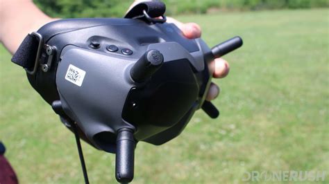 This tutorial will cover activation, wiring and installation in an fpv drone, pairing between fpv goggles, air unit and remote controller. DJI Digital FPV system Goggles in hand - Drone Rush