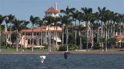 Florida Town Allows Donald Trump To Stay At His Mar A Lago Resort Bbc News